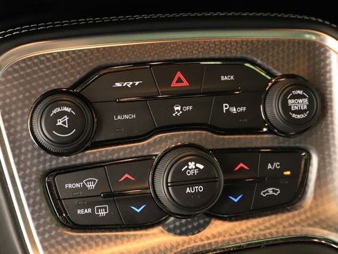 Used 2016 Dodge Challenger SRT Hellcat RWD image 22
