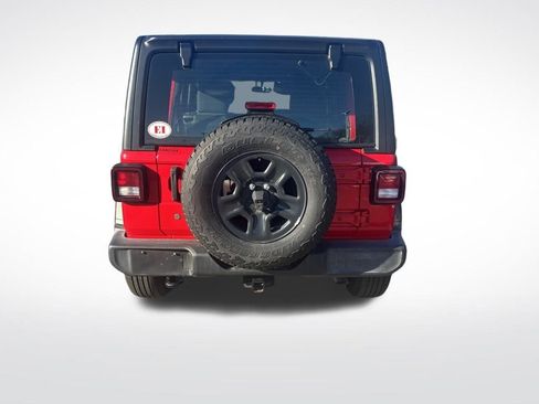 Used 2018 Jeep Wrangler Unlimited Sport image 5