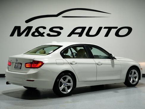 Used 2015 BMW 320i xDrive Sedan image 7
