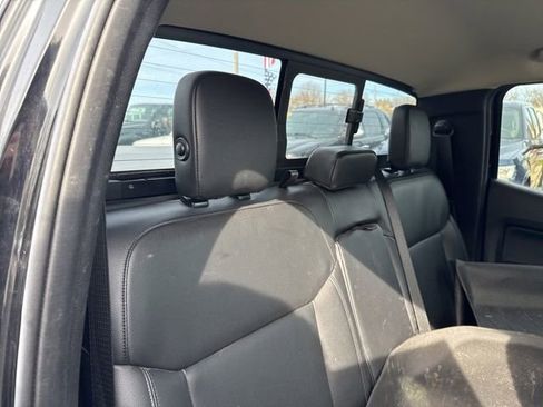 Used 2019 Ford Ranger XL w/ Equipment Group 101A Mid RWD image 17