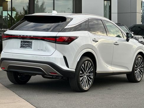 New 2025 Lexus RX 350 w/ Convenience Package AWD/4WD image 4