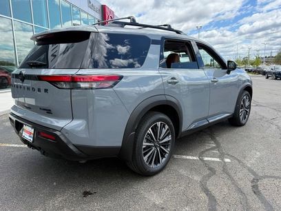 Used 2023 Nissan Pathfinder Platinum