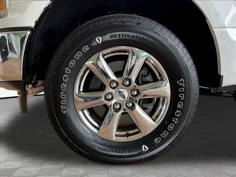 Used 2020 Ford F150 XLT w/ Equipment Group 302A Luxury AWD/4WD image 32