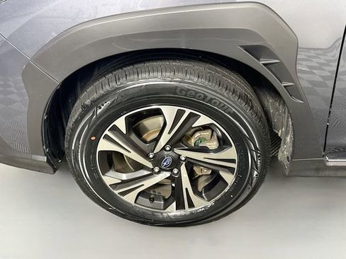 Used 2024 Subaru Crosstrek 2.0i Premium AWD/4WD image 4