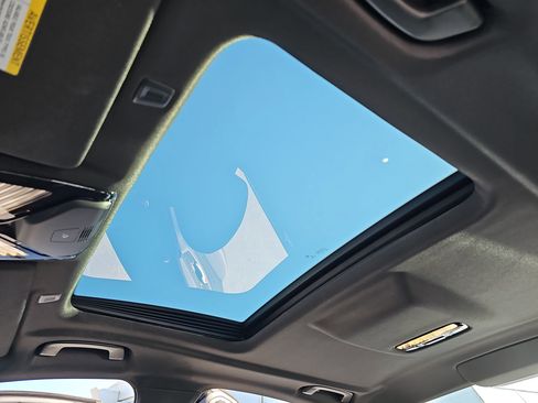 Used 2020 BMW 530i w/ Convenience Package image 30