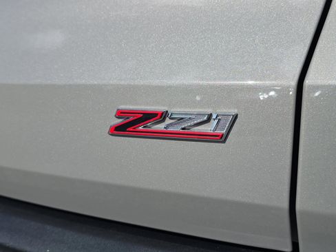 New 2026 Chevrolet Traverse Z71 w/ Driver Confidence Package image 17