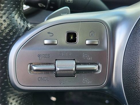 Used 2020 Mercedes-Benz C 300 Sedan image 8