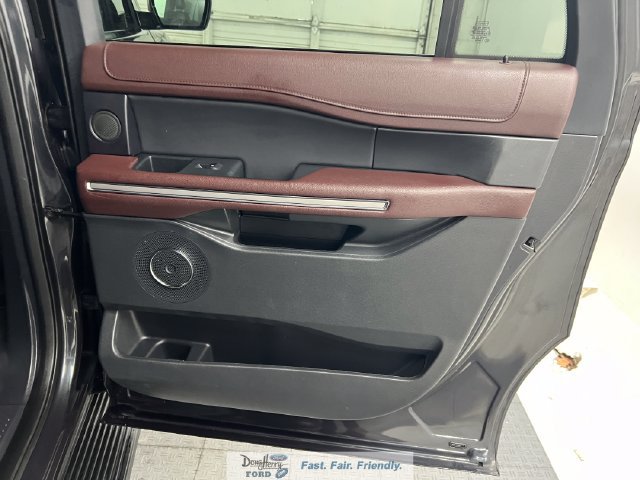 Used 2024 Ford Expedition Max Limited RWD image 37