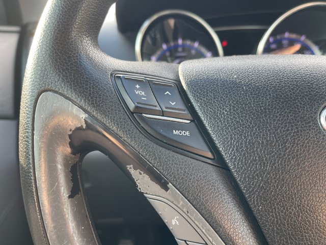 Used 2011 Hyundai Sonata GLS FWD image 17