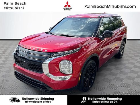 Used 2026 Mitsubishi Outlander LE FWD image 1