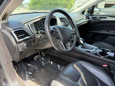 Used 2014 Ford Fusion Titanium image 17