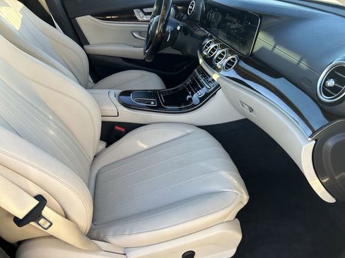 Used 2022 Mercedes-Benz E 350 Sedan image 8