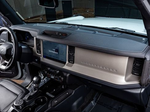 Used 2026 Ford Bronco Outer Banks image 17