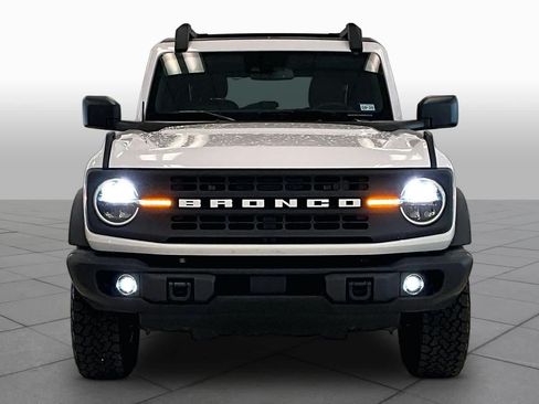 Used 2023 Ford Bronco Black Diamond AWD/4WD image 3