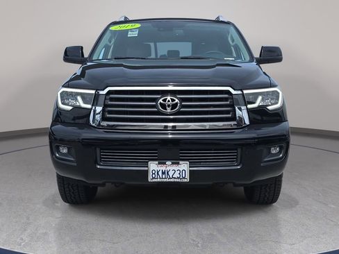 Used 2019 Toyota Sequoia SR5 w/ Premium Package RWD image 3