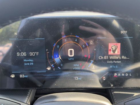 New 2026 Chevrolet Equinox LT w/ Convenience Package II FWD image 27