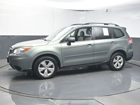 Used 2015 Subaru Forester 2.5i Limited image 4
