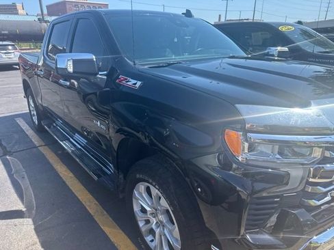 Used 2022 Chevrolet Silverado 1500 LTZ AWD/4WD image 2