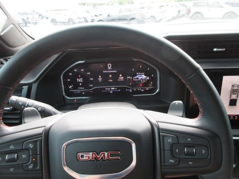Certified 2025 GMC Sierra 1500 AT4X w/ AT4X AEV Edition AWD/4WD image 38