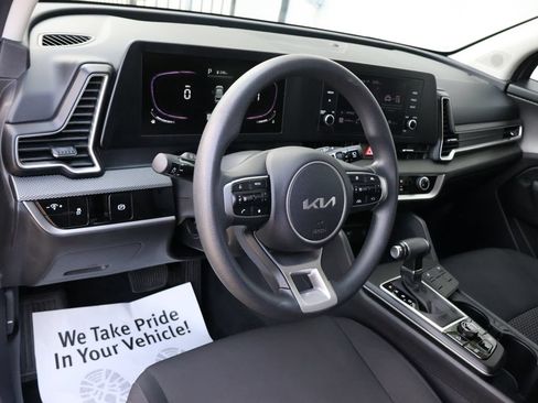Used 2023 Kia Sportage LX AWD/4WD image 17