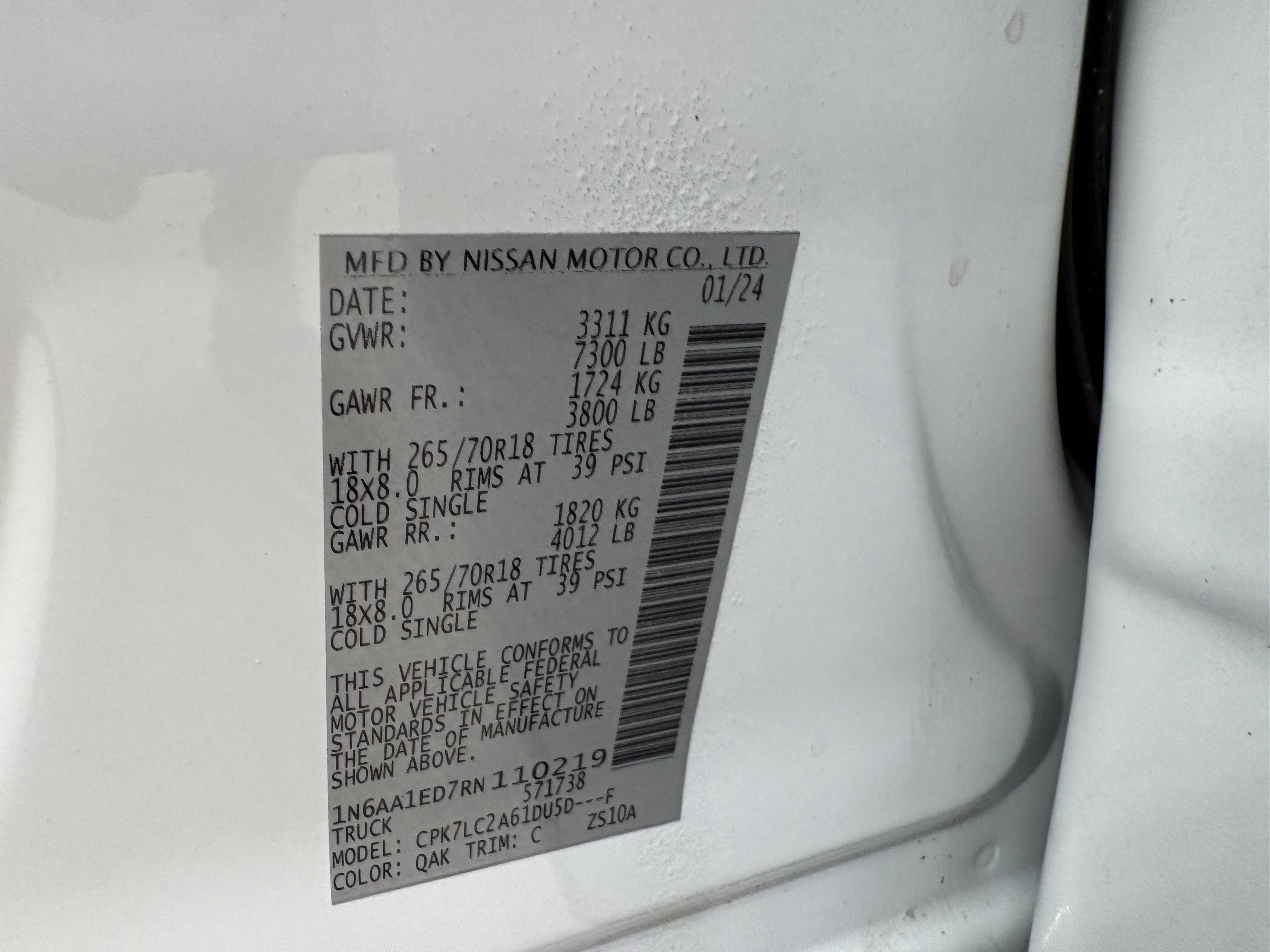 Used 2024 Nissan Titan SV w/ SV Convenience Package AWD/4WD image 35