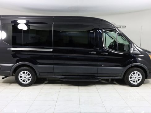 Used 2024 Ford Transit 350 XLT image 2