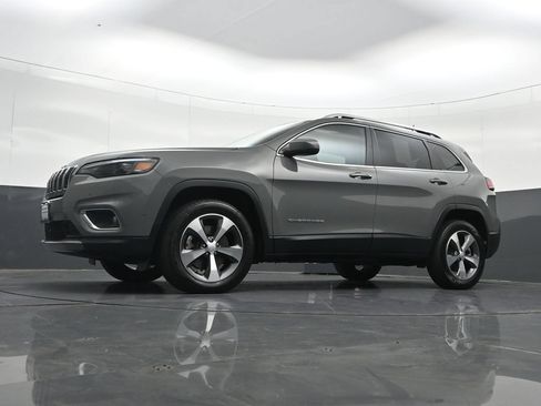 Used 2021 Jeep Cherokee Limited AWD/4WD image 31