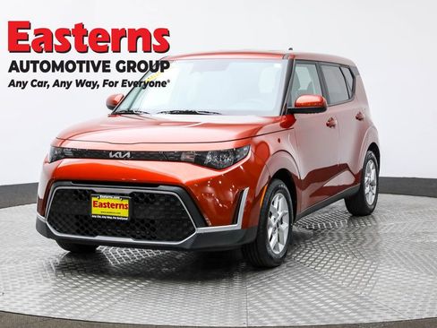 Used 2024 Kia Soul LX w/ Option Group 015 image 1