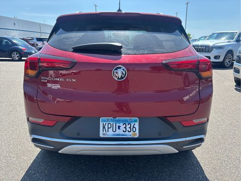 Used 2020 Buick Encore GX Essence w/ Advanced Technology Package AWD/4WD image 4