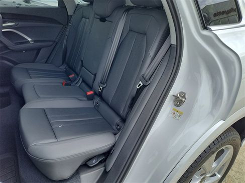 New 2025 Audi Q5 Premium Plus image 15