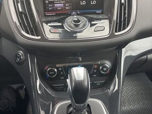 Used 2013 Ford Escape Titanium image 14