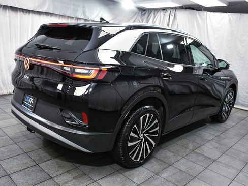 Used 2023 Volkswagen ID.4 Pro S Plus AWD/4WD image 6