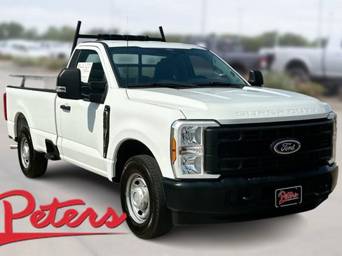 Used 2024 Ford F250 XL image 1