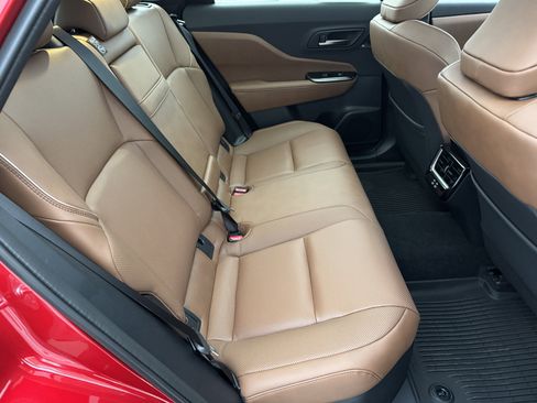 New 2026 Toyota Crown Signia image 5