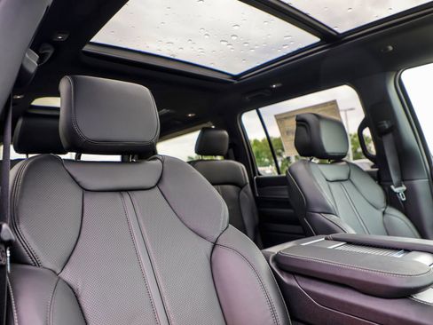 New 2026 Jeep Grand Wagoneer 2WD image 16