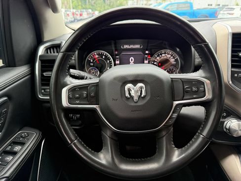Used 2022 RAM 1500 Laramie RWD image 15
