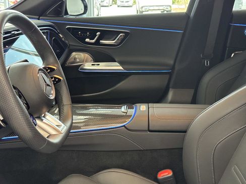 Certified 2025 Mercedes-Benz E 53 AMG e 4MATIC Sedan image 15