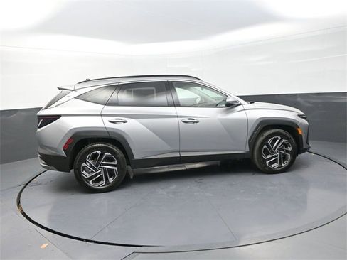 New 2026 Hyundai Tucson Limited image 9