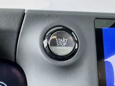 Used 2024 Lexus GX 550 AWD/4WD image 17