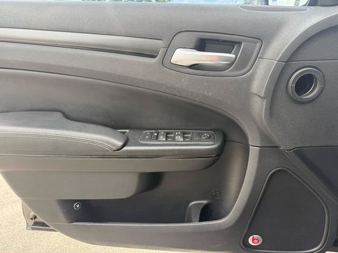 Used 2016 Chrysler 300 S RWD image 47