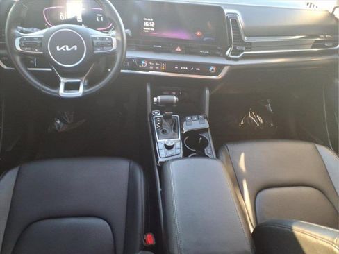 Used 2023 Kia Sportage EX image 10