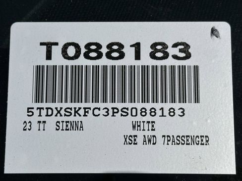 Certified 2023 Toyota Sienna XSE image 14