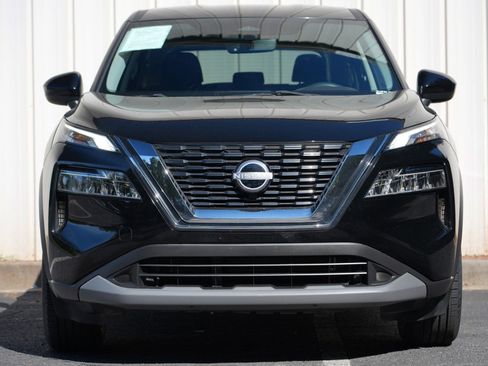 Used 2023 Nissan Rogue SV FWD image 5