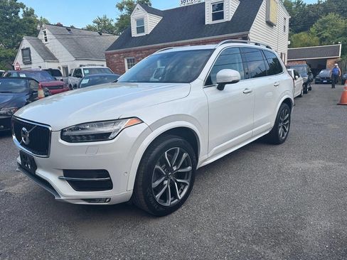 Used 2019 Volvo XC90 T6 Momentum w/ Advanced Package image 5