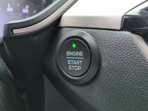 Used 2020 Ford Escape SE AWD/4WD image 17