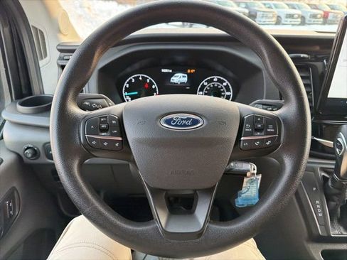 Used 2024 Ford Transit 350 XLT image 28