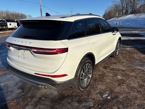 Used 2023 Lincoln Corsair Reserve w/ Rear Removable Package Tray image 13