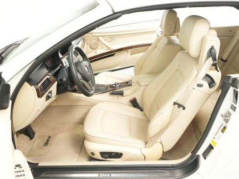 Used 2010 BMW 328i Convertible RWD image 30