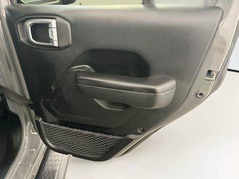 Used 2020 Jeep Wrangler Unlimited Sport AWD/4WD image 31
