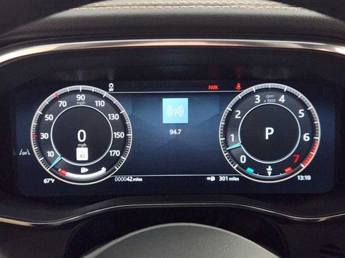 New 2026 Jaguar F-PACE R-Dynamic S AWD/4WD image 26